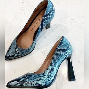 Gianni Bini Aqua Snakeskin Heels 8M